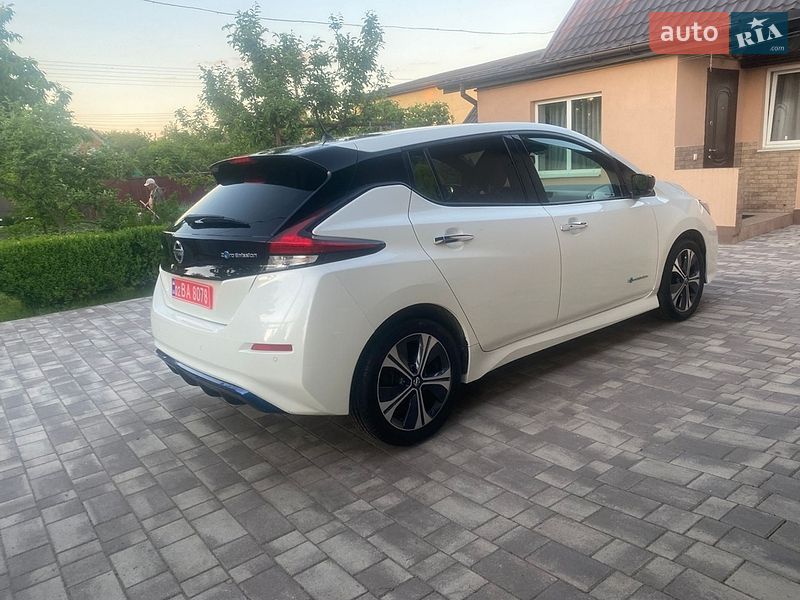 Хэтчбек Nissan Leaf 2019 в Виннице