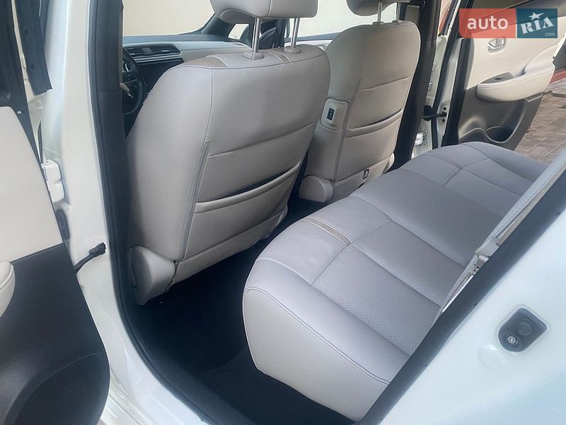 Хэтчбек Nissan Leaf 2019 в Виннице