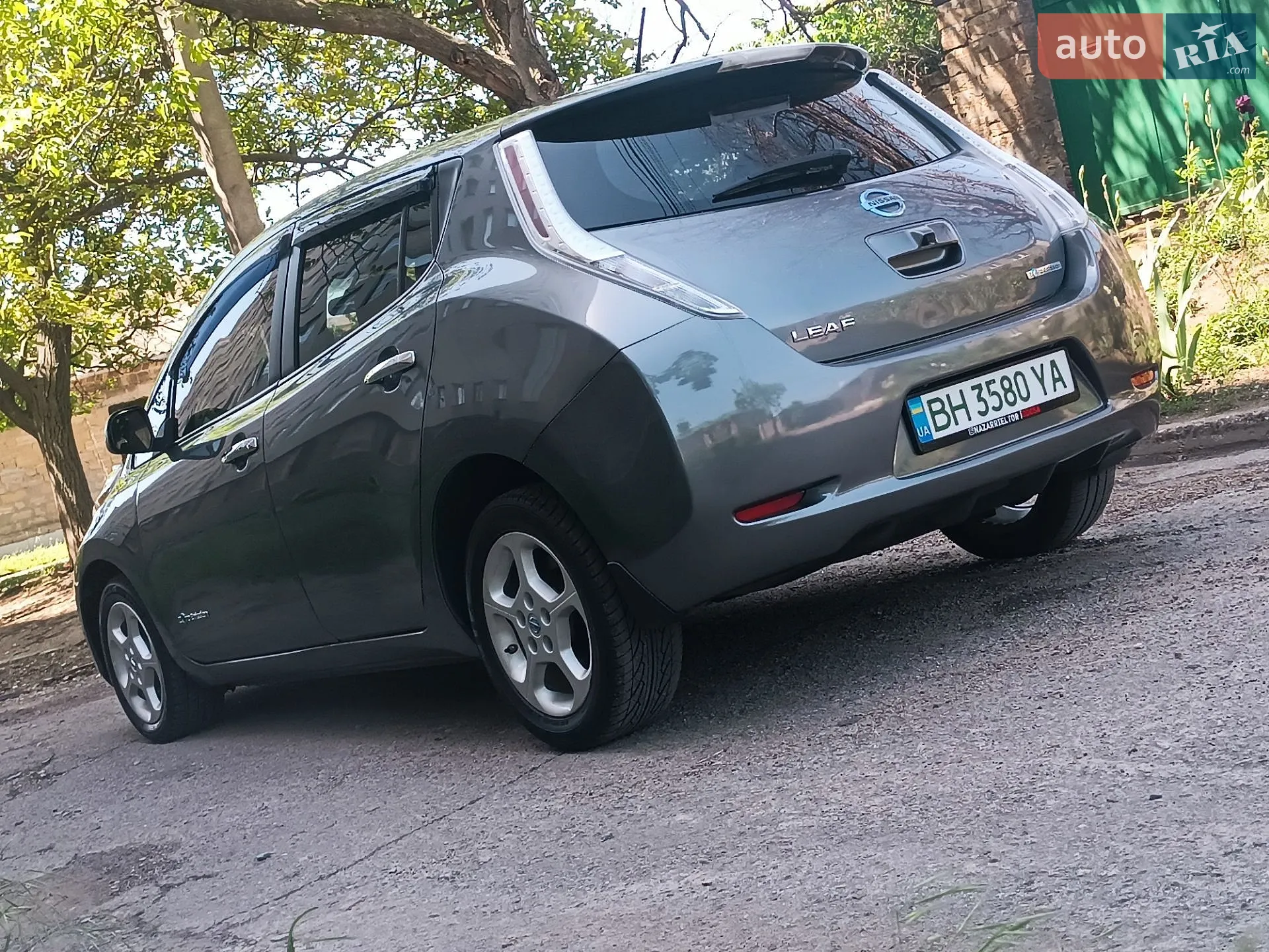 2016 Nissan Leaf - мініатюра 3
