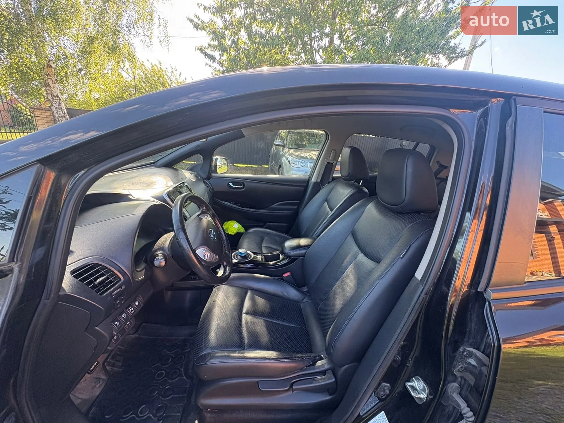 2014 Nissan Leaf - мініатюра 17