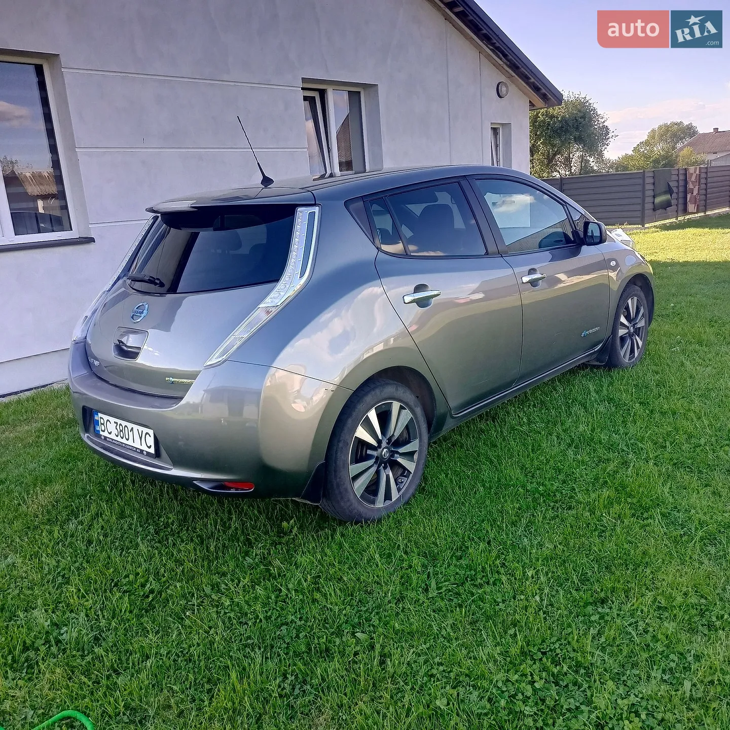 2016 Nissan Leaf - мініатюра 5