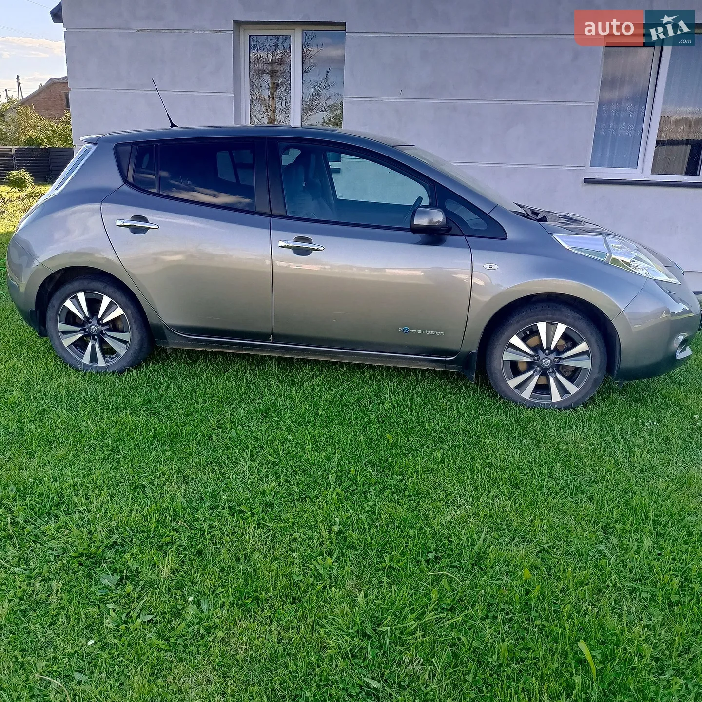2016 Nissan Leaf - мініатюра 6