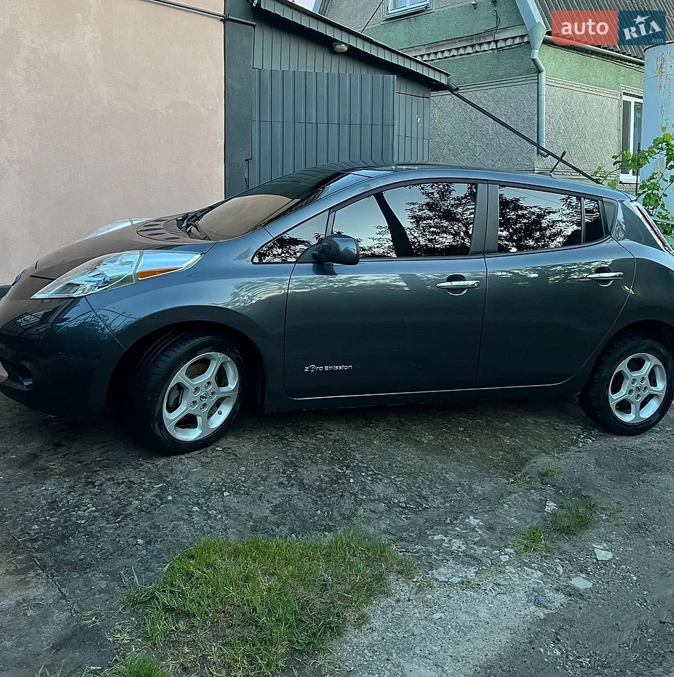 2013 Nissan Leaf - мініатюра 17