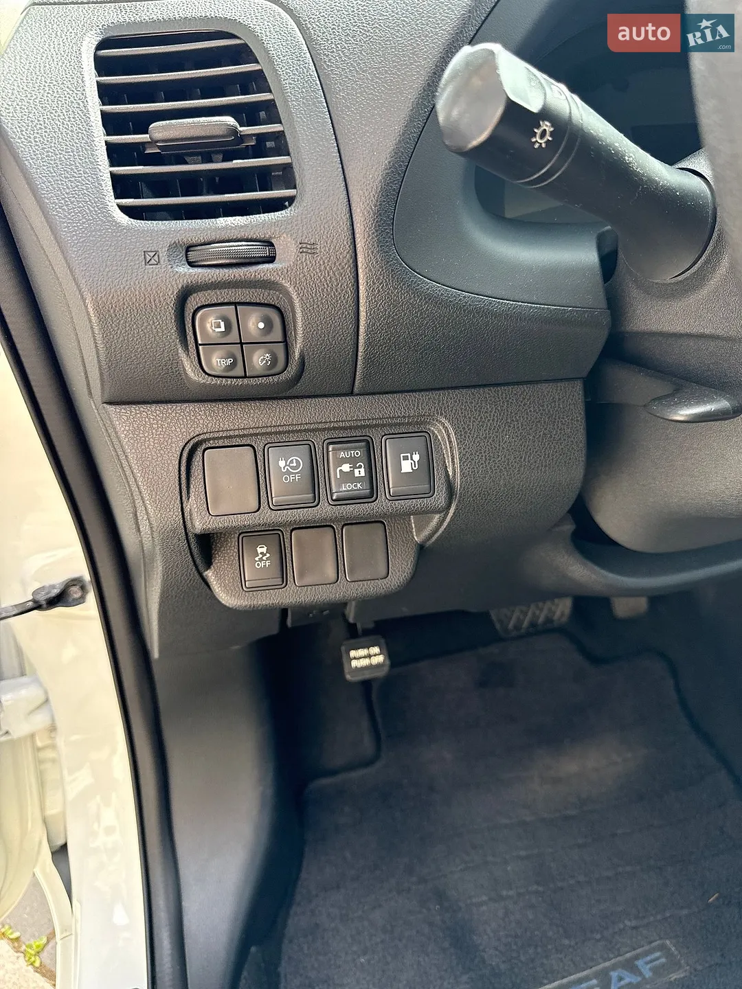 2017 Nissan Leaf - мініатюра 23