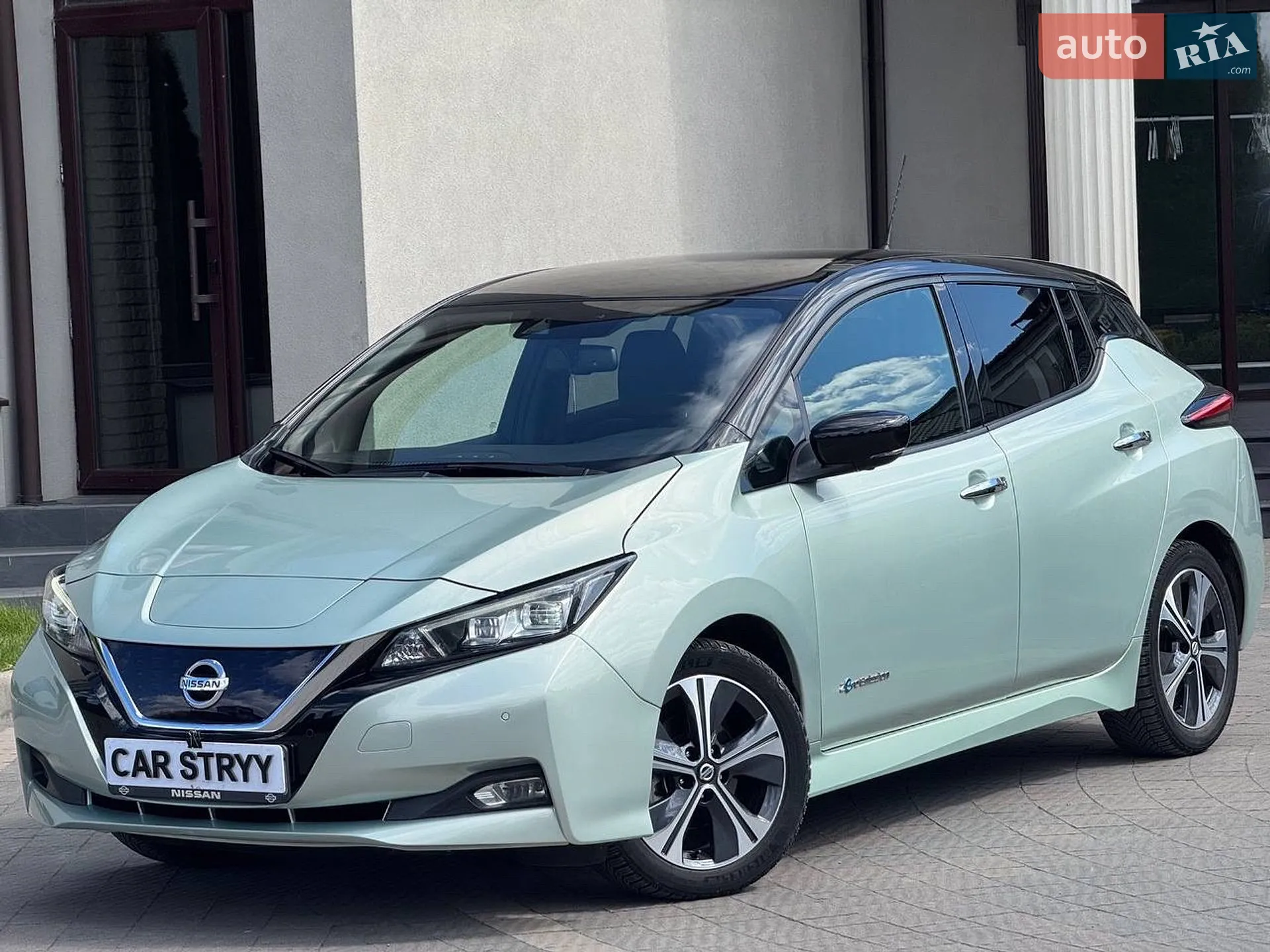 2020 Nissan Leaf - мініатюра 14
