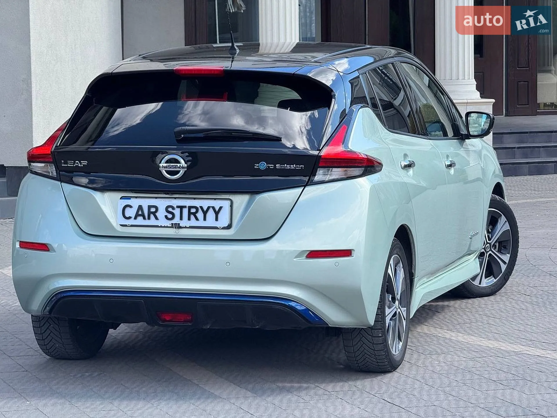 2020 Nissan Leaf - мініатюра 23