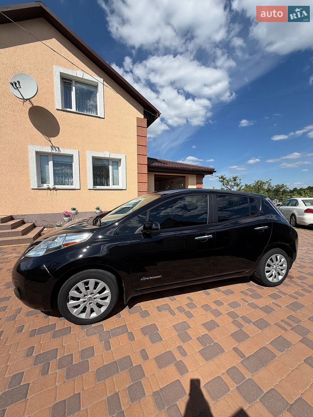2017 Nissan Leaf - мініатюра 3