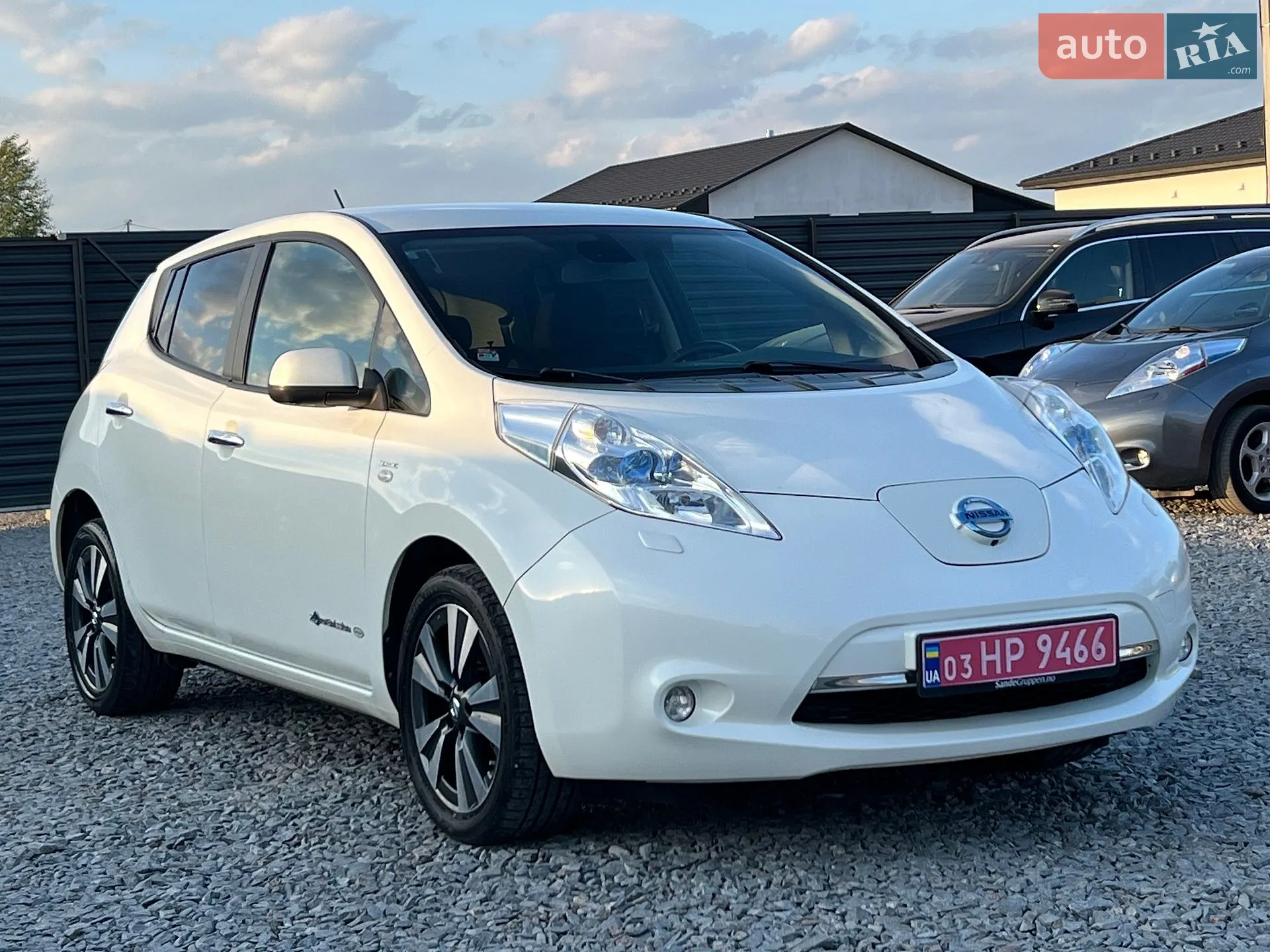 2015 Nissan Leaf - мініатюра 15