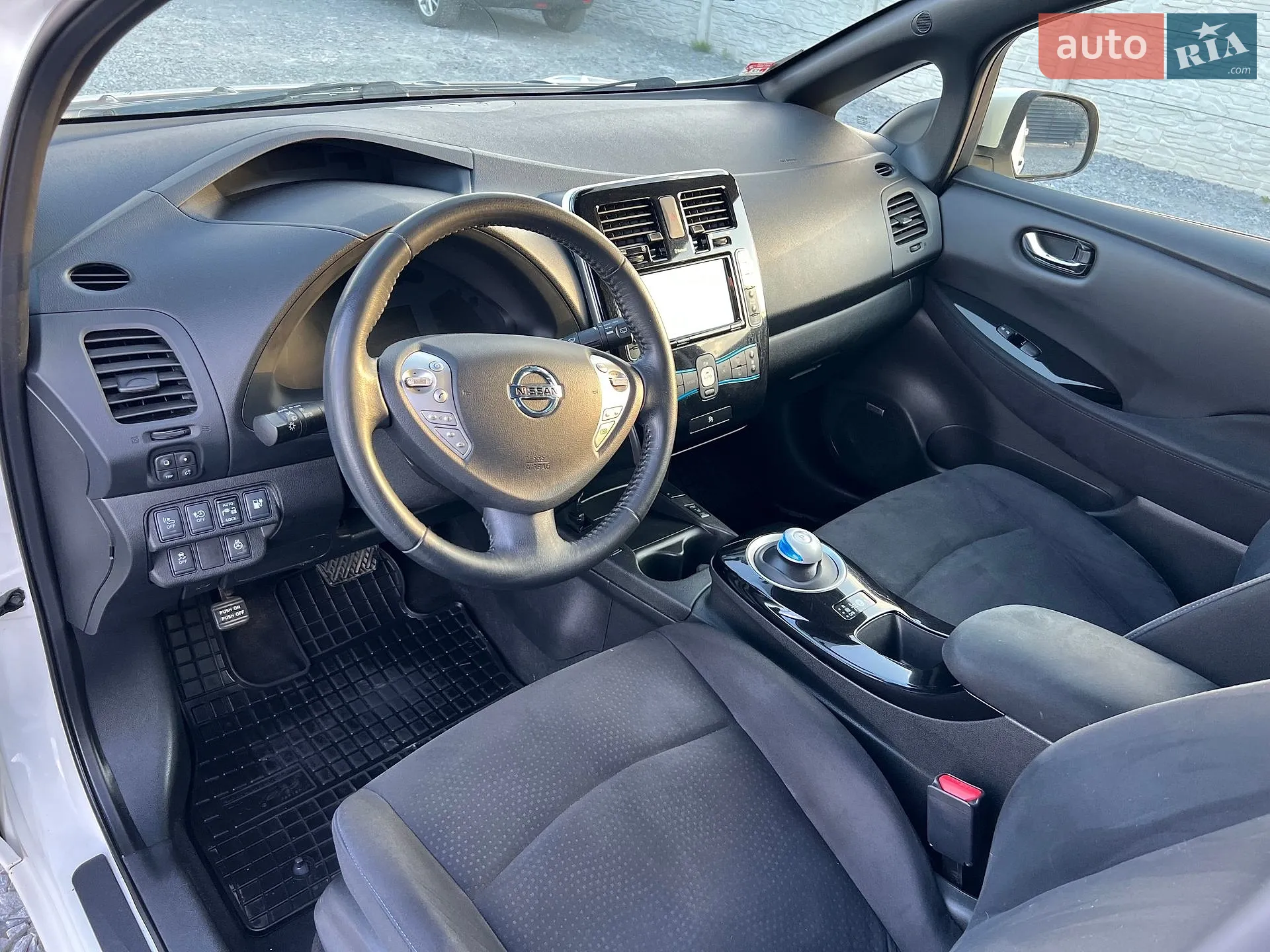 2015 Nissan Leaf - мініатюра 23