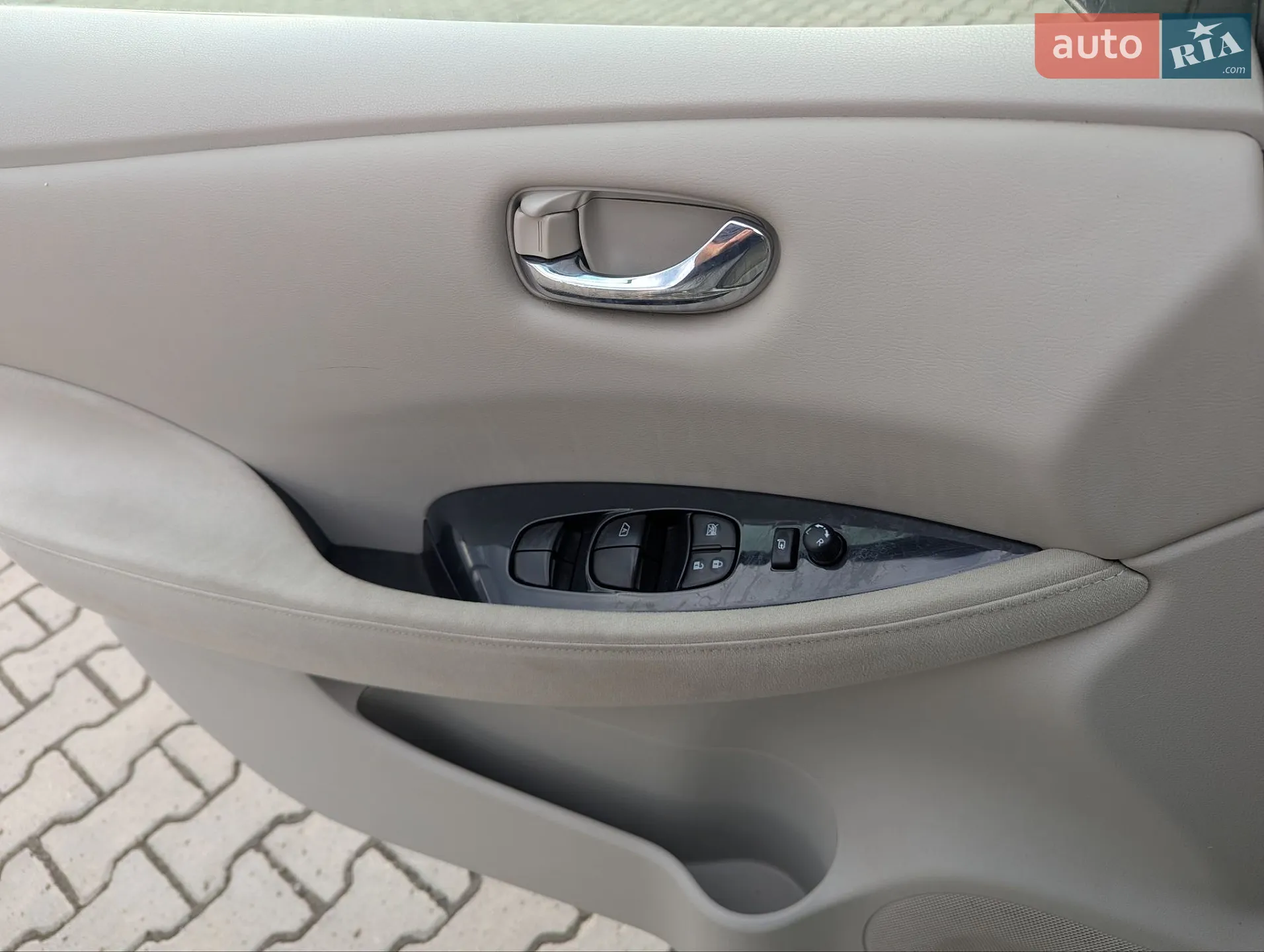 2012 Nissan Leaf - мініатюра 24