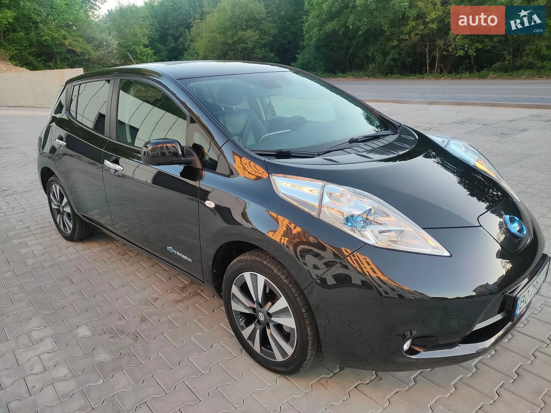 2015 Nissan Leaf - мініатюра 9