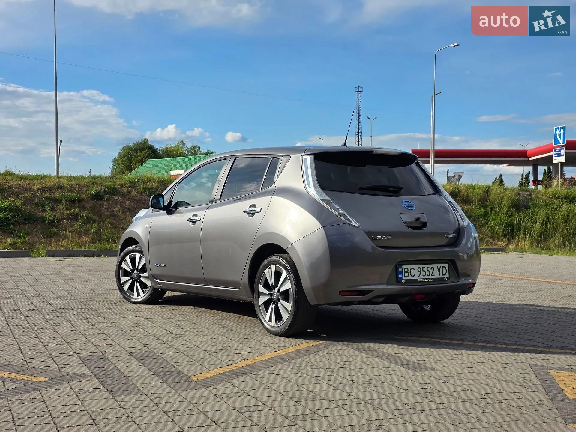 2015 Nissan Leaf - мініатюра 4