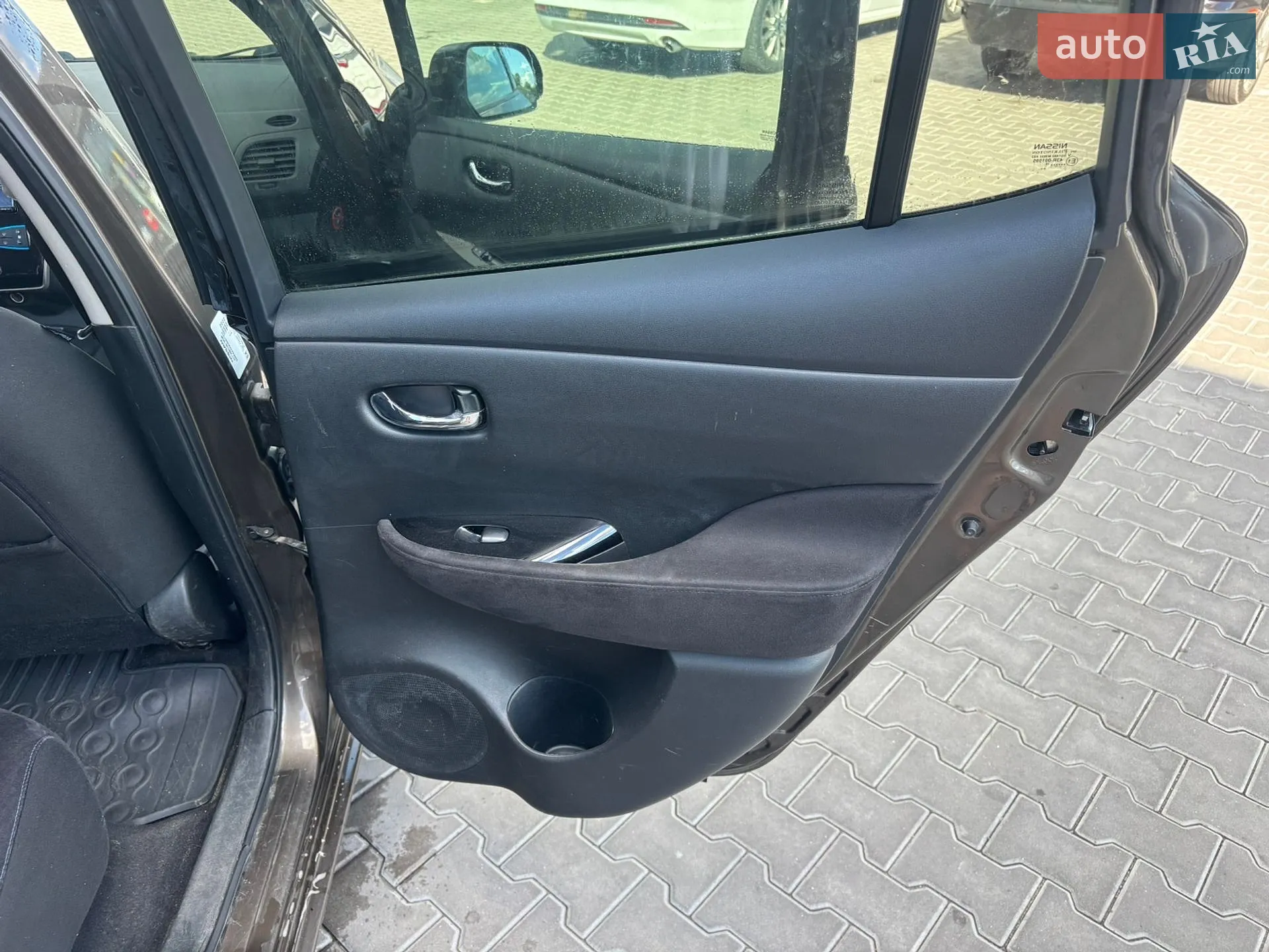 2016 Nissan Leaf - мініатюра 15