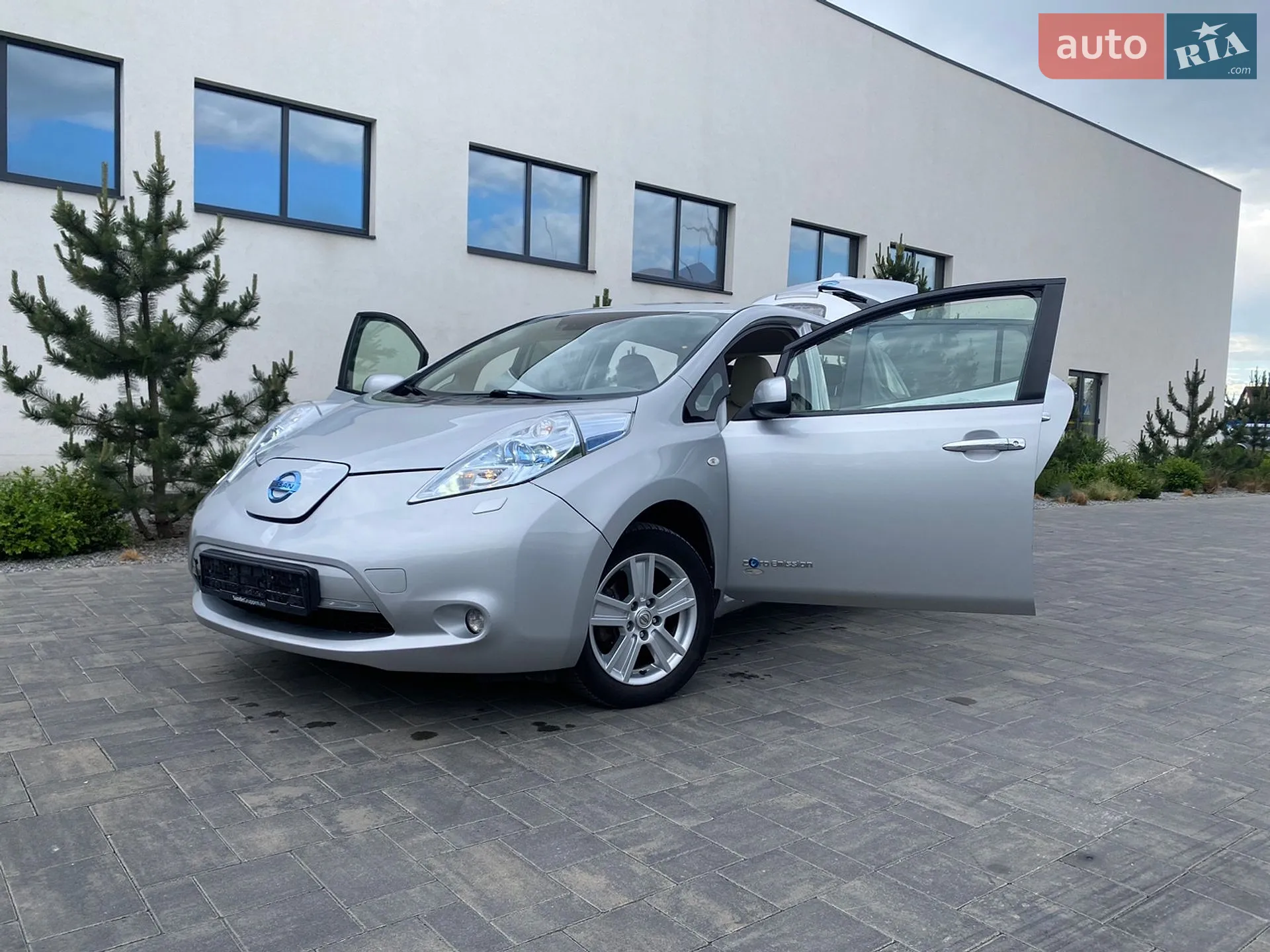 2012 Nissan Leaf - мініатюра 16