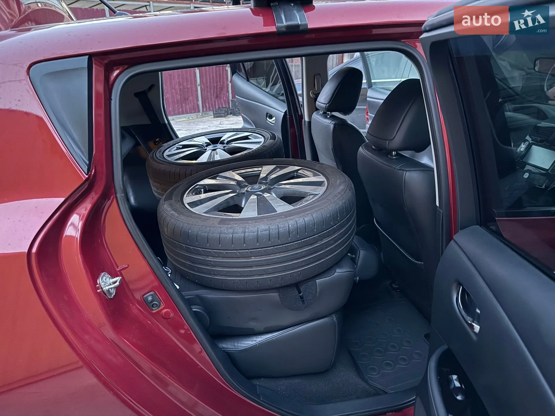 2013 Nissan Leaf - мініатюра 30