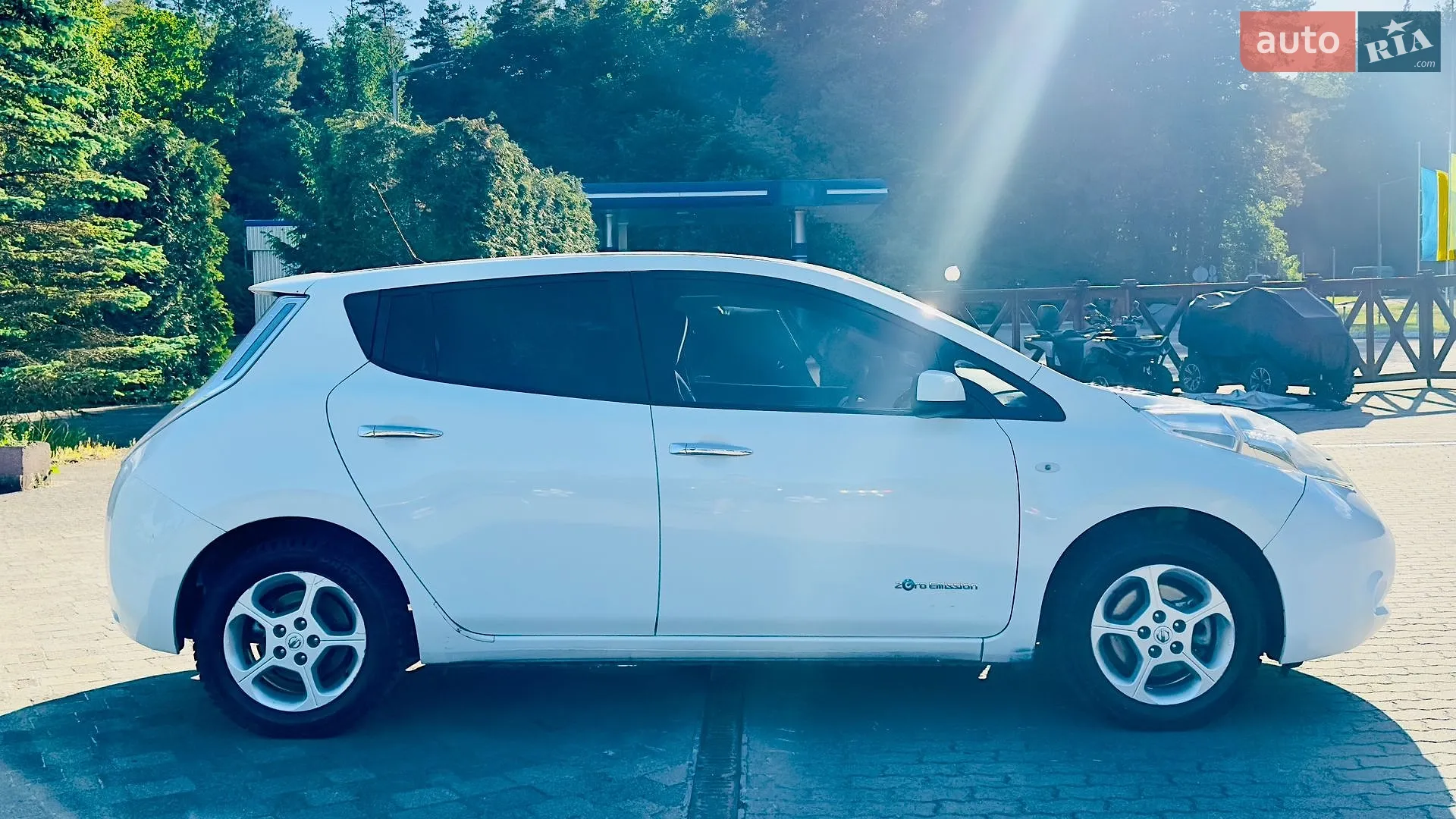 2017 Nissan Leaf - мініатюра 6