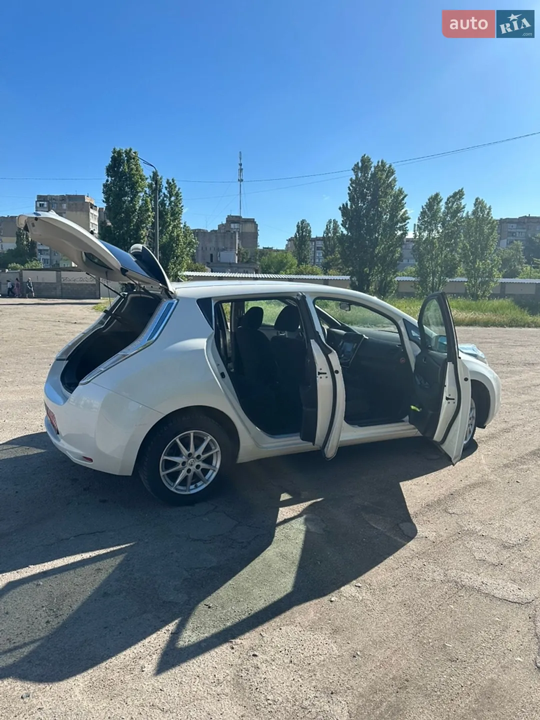 2017 Nissan Leaf - мініатюра 21