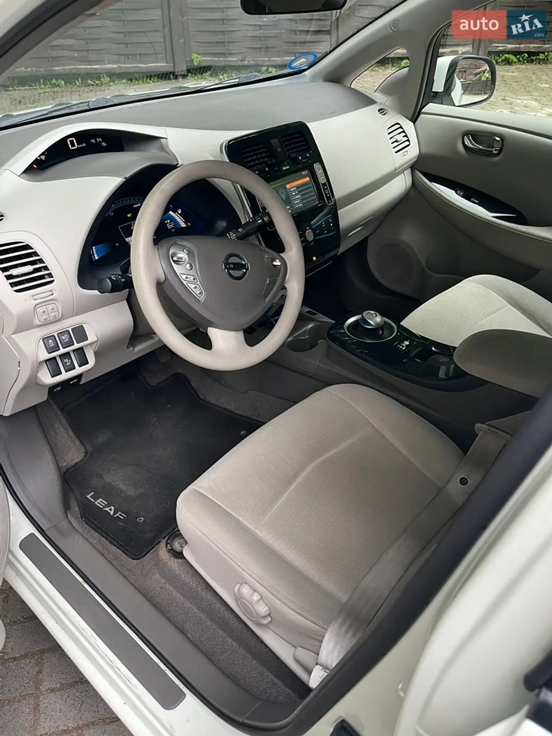 2011 Nissan Leaf - мініатюра 9
