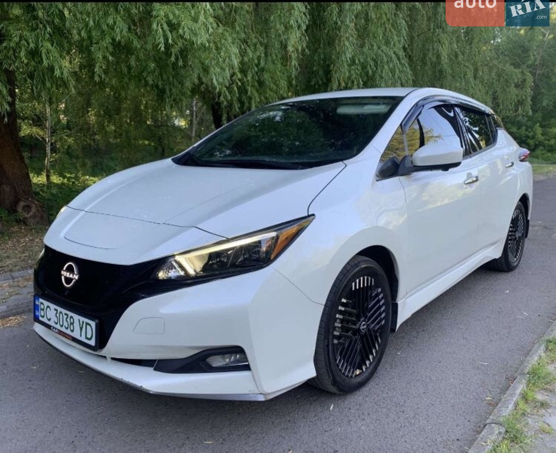 2023 Nissan Leaf - фото 1