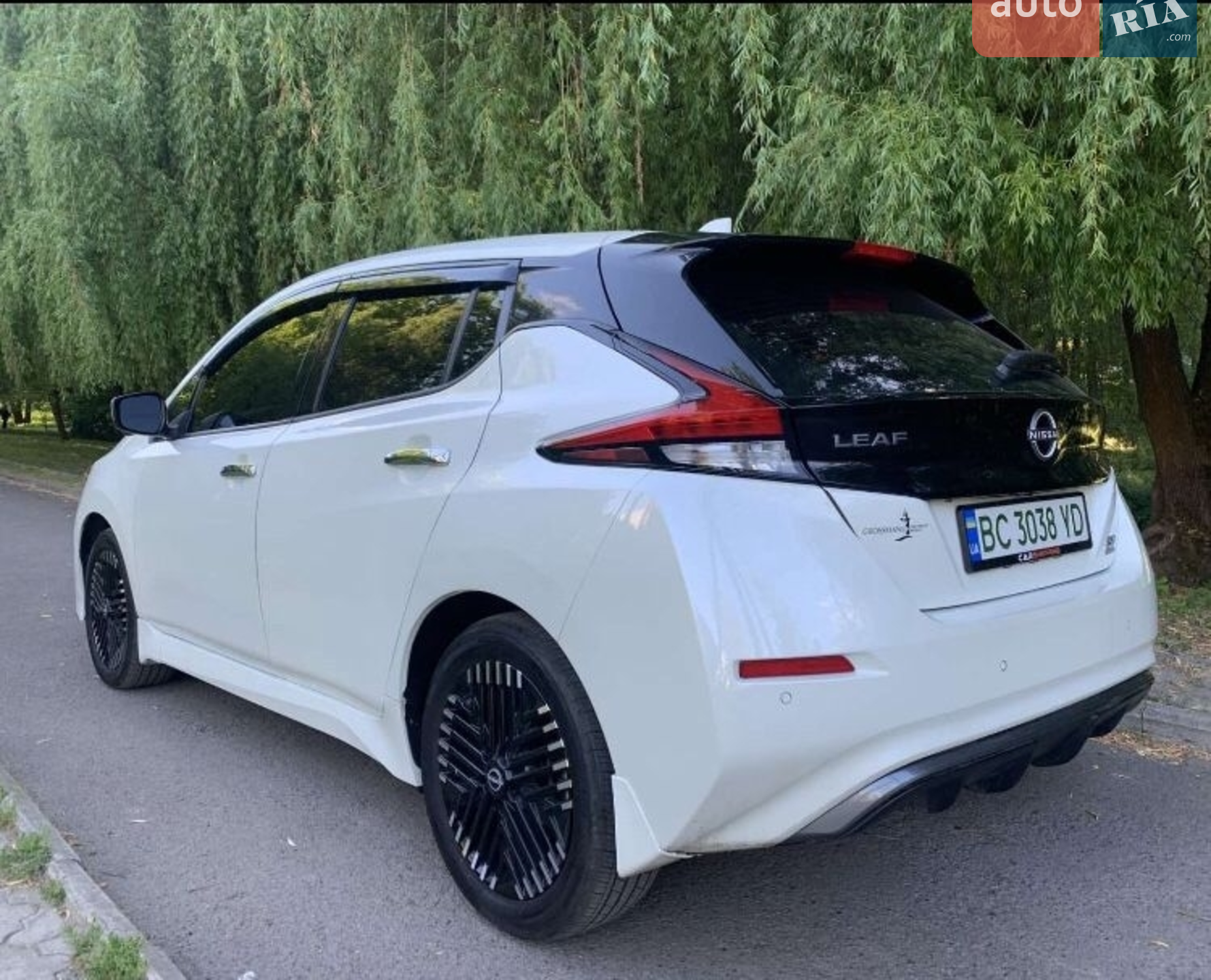 2023 Nissan Leaf - мініатюра 3