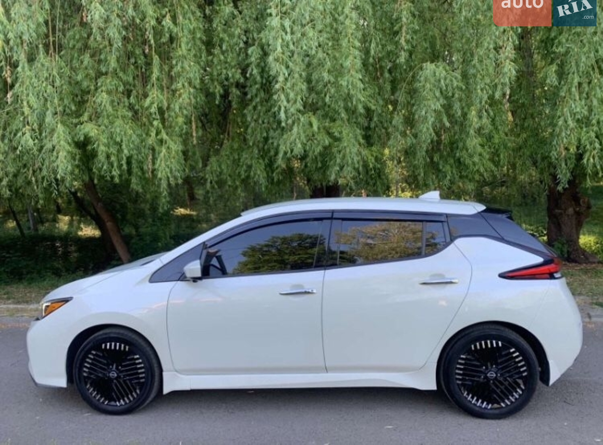 2023 Nissan Leaf - мініатюра 4