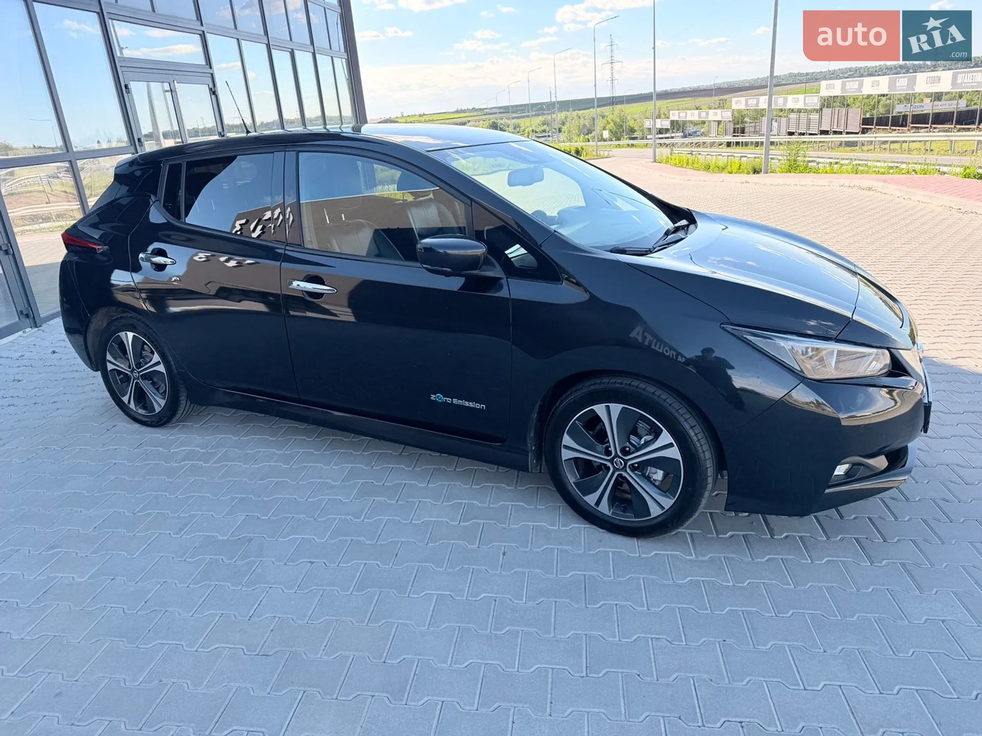 2018 Nissan Leaf - мініатюра 11