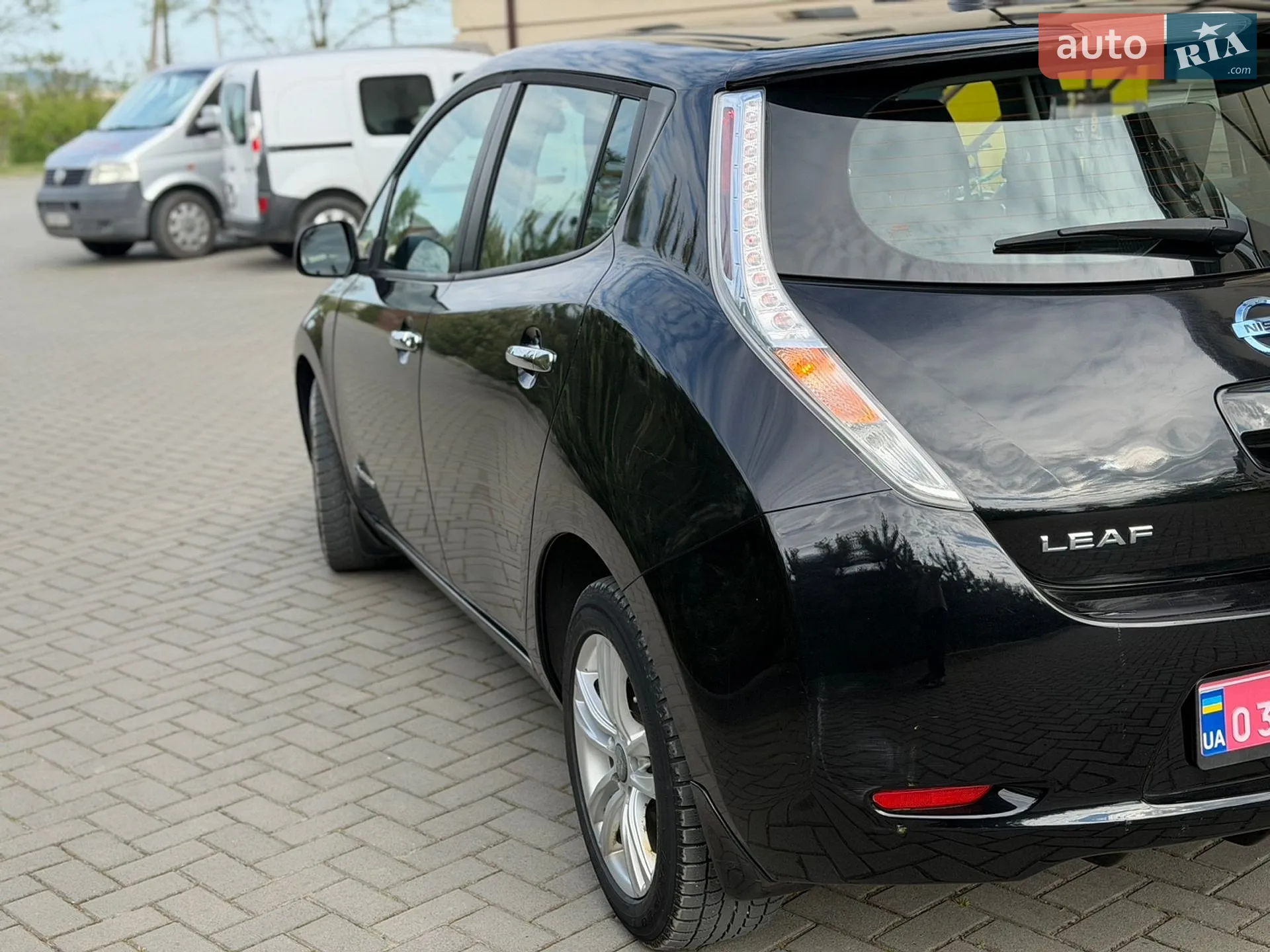 2015 Nissan Leaf - мініатюра 16