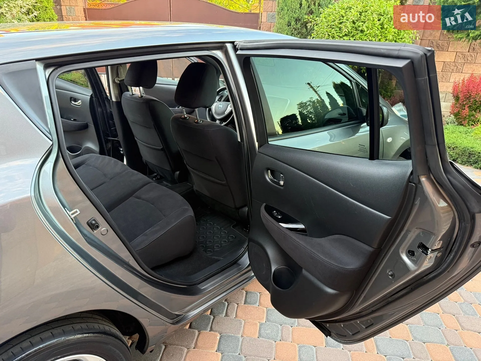 2014 Nissan Leaf - мініатюра 25