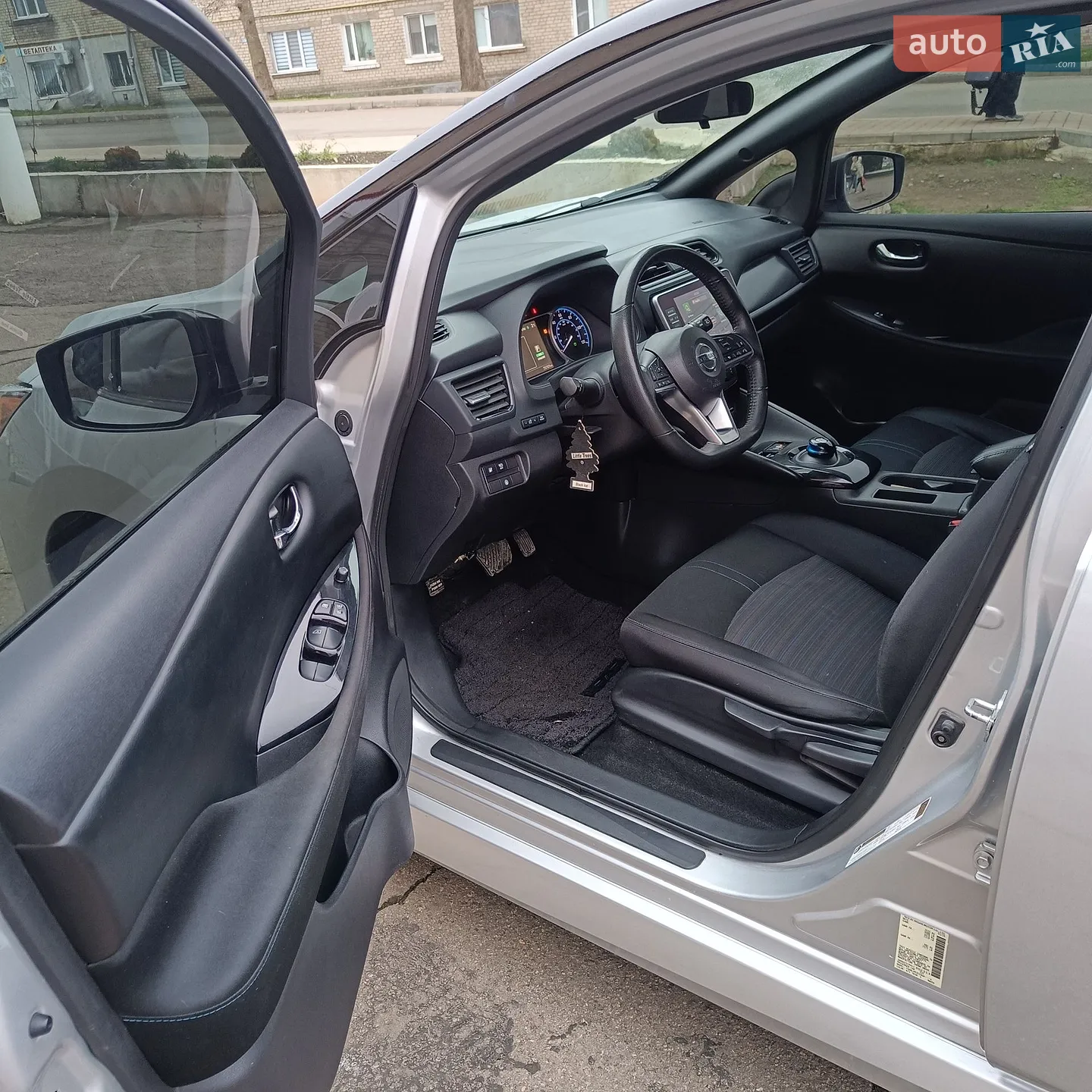 2020 Nissan Leaf - мініатюра 14
