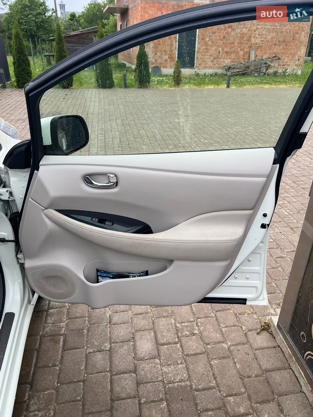 2011 Nissan Leaf - мініатюра 8
