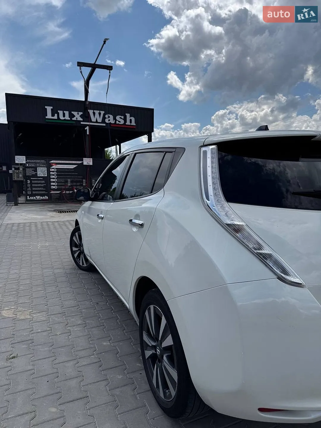 2017 Nissan Leaf - мініатюра 6