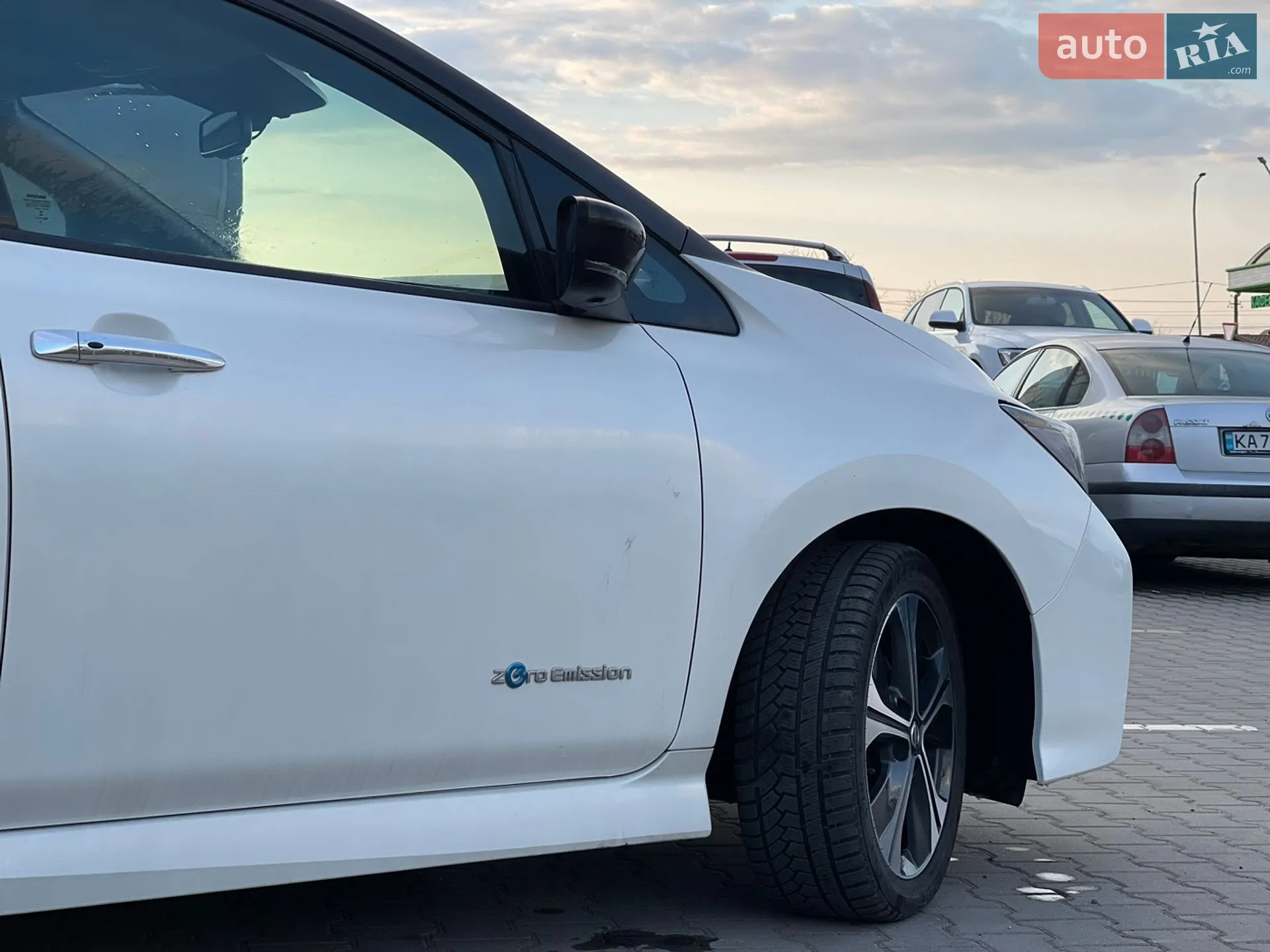 2020 Nissan Leaf - мініатюра 4
