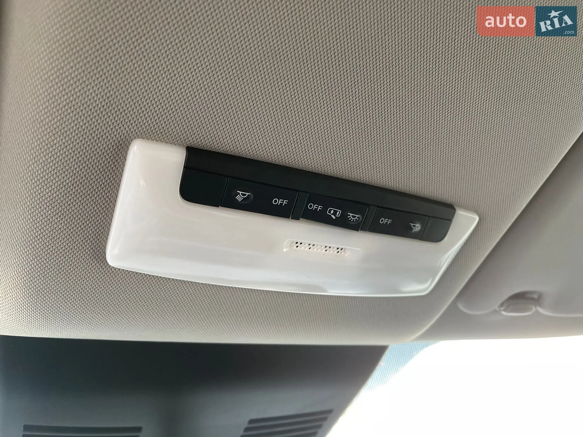 2020 Nissan Leaf - мініатюра 34