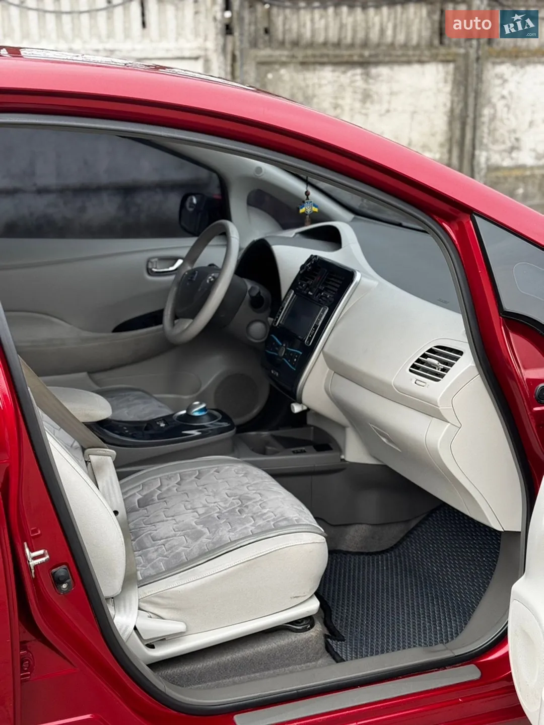 2012 Nissan Leaf - мініатюра 12