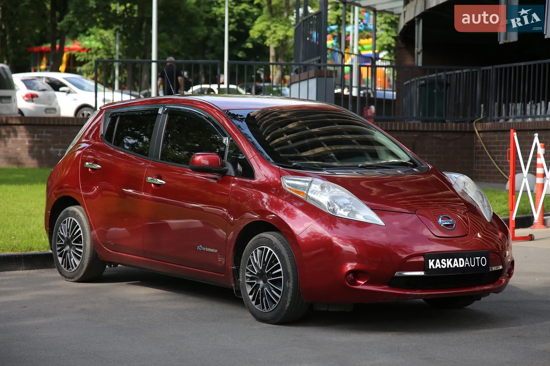2015 Nissan Leaf - мініатюра 3