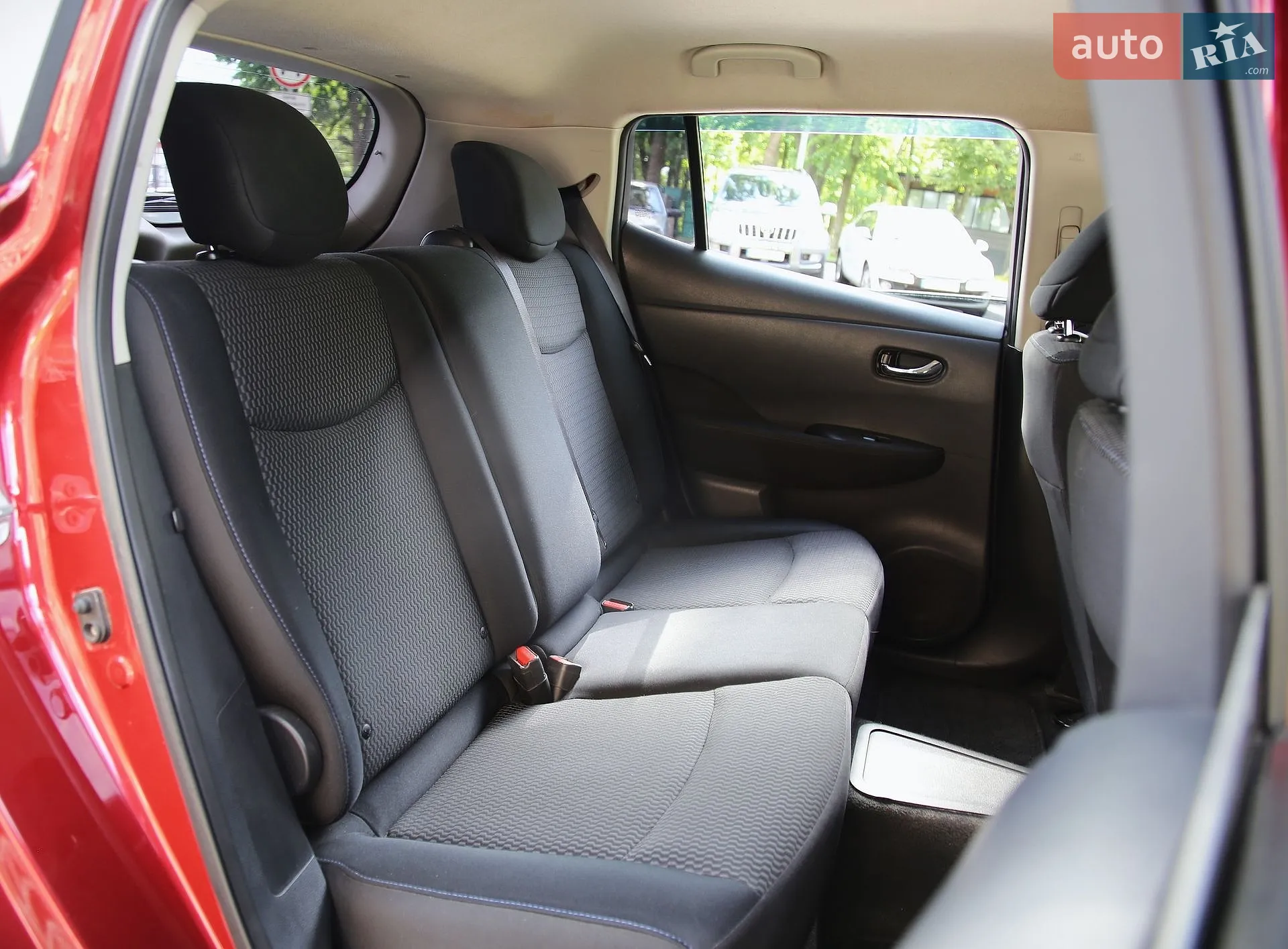 2015 Nissan Leaf - мініатюра 9