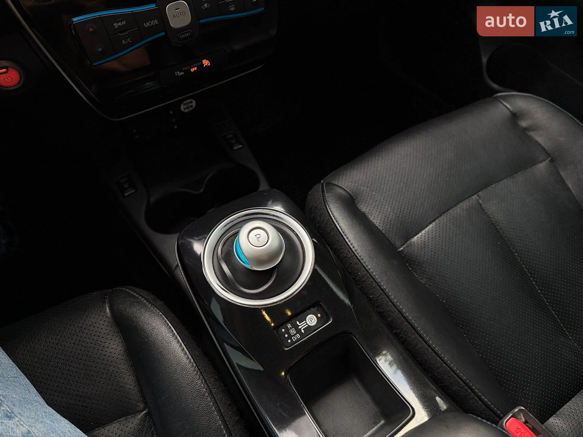 2015 Nissan Leaf - мініатюра 18