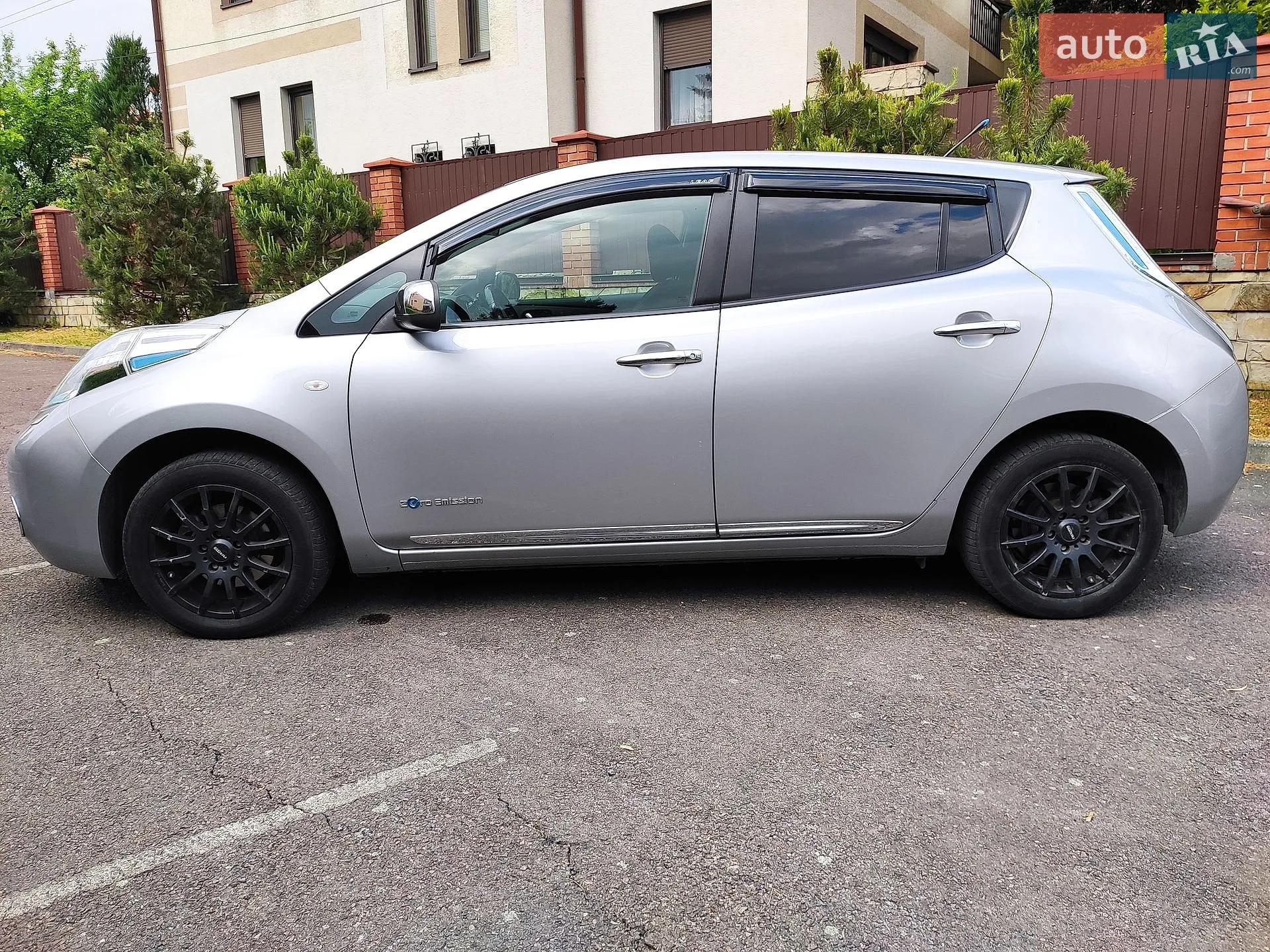 2013 Nissan Leaf - мініатюра 16