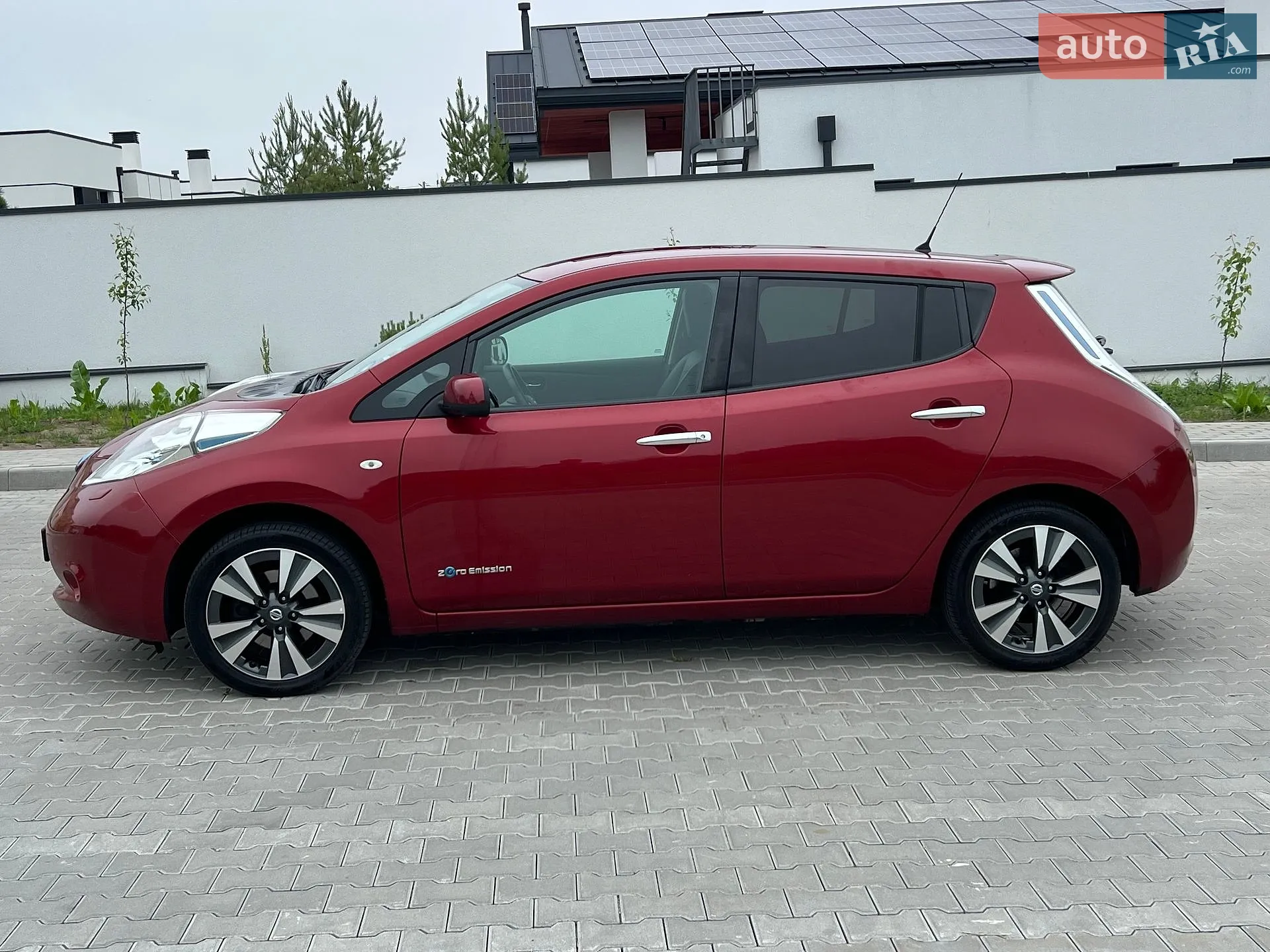 2016 Nissan Leaf - мініатюра 11