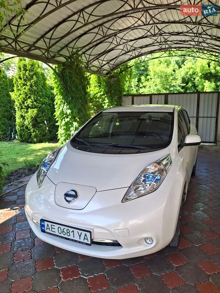 2013 Nissan Leaf - мініатюра 12