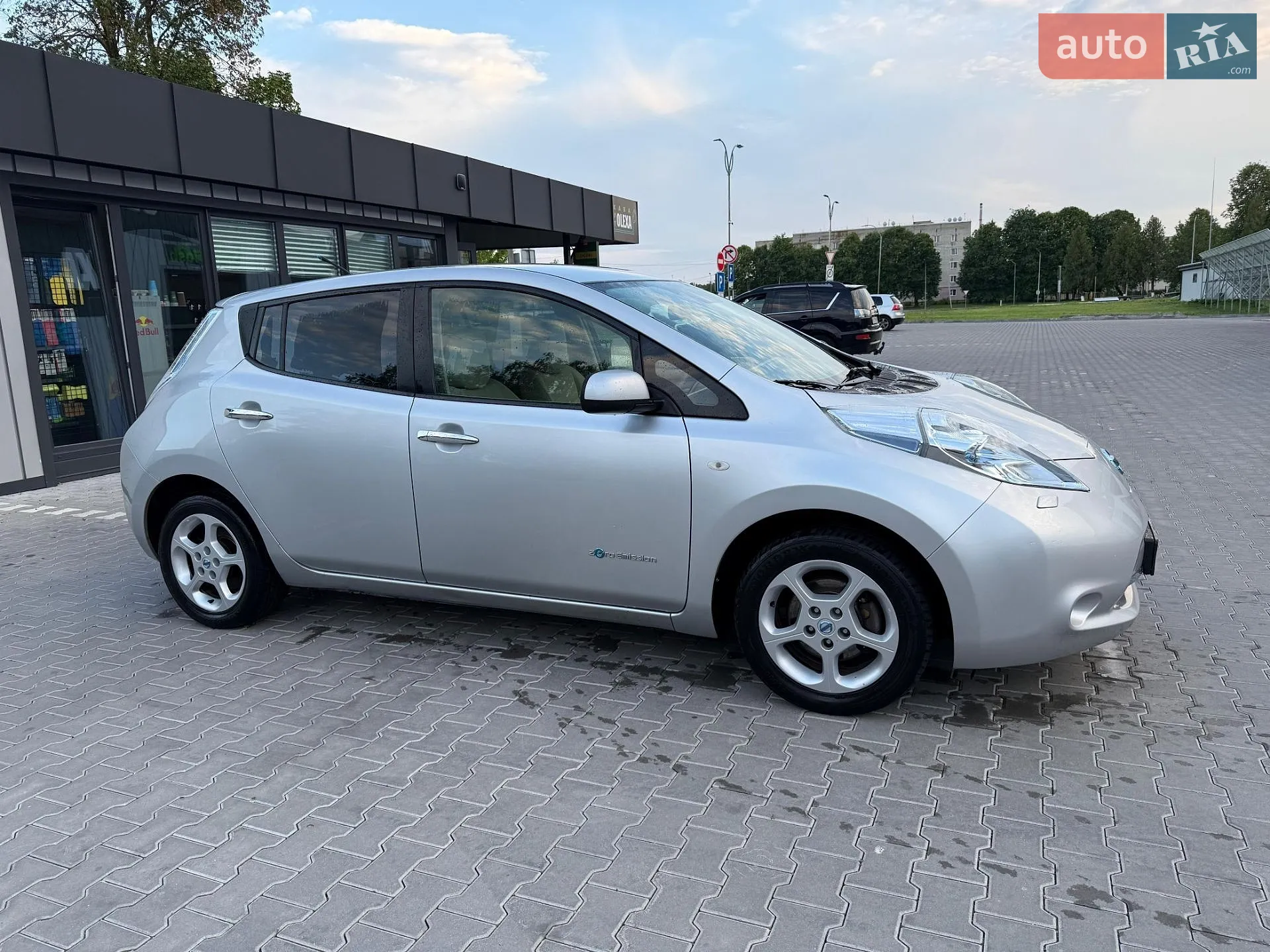 2012 Nissan Leaf - мініатюра 16