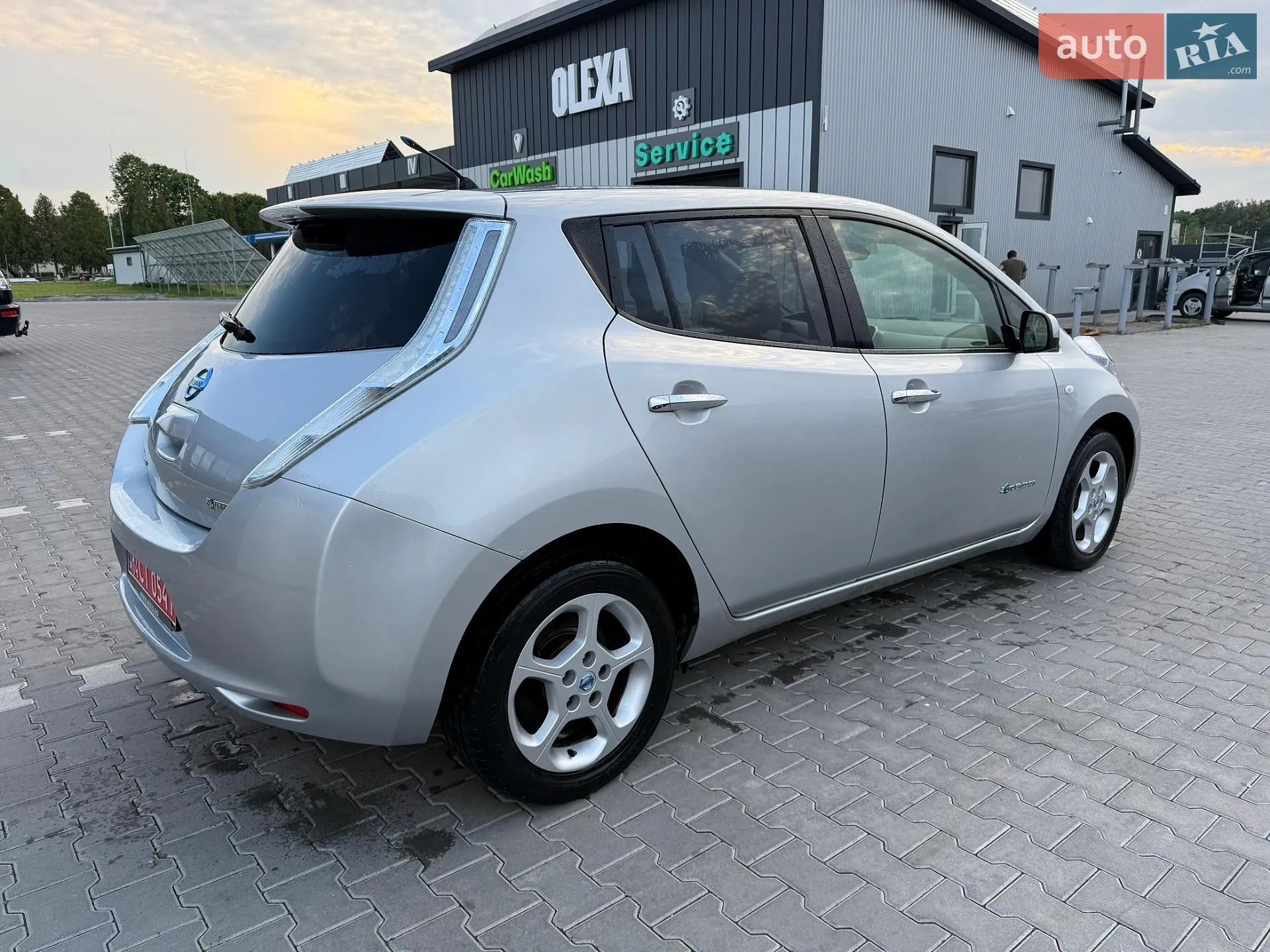 2012 Nissan Leaf - мініатюра 13