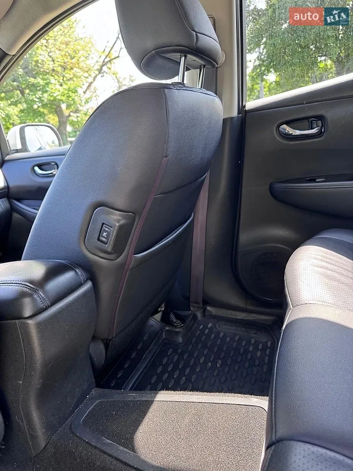 2015 Nissan Leaf - мініатюра 31
