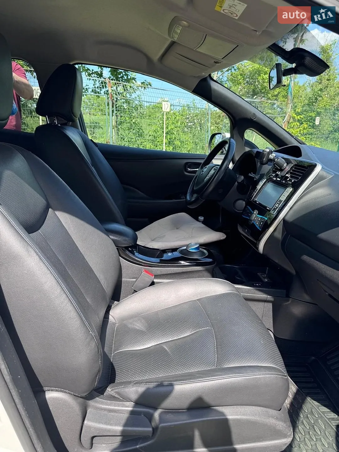 2015 Nissan Leaf - мініатюра 11