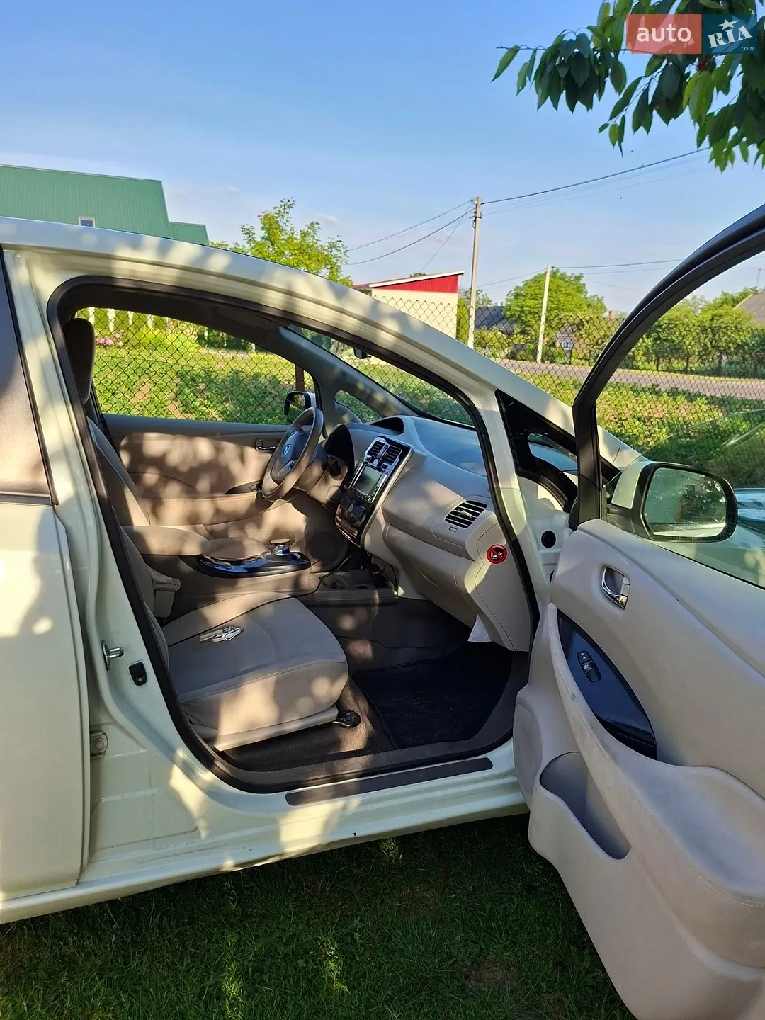 2012 Nissan Leaf - мініатюра 16