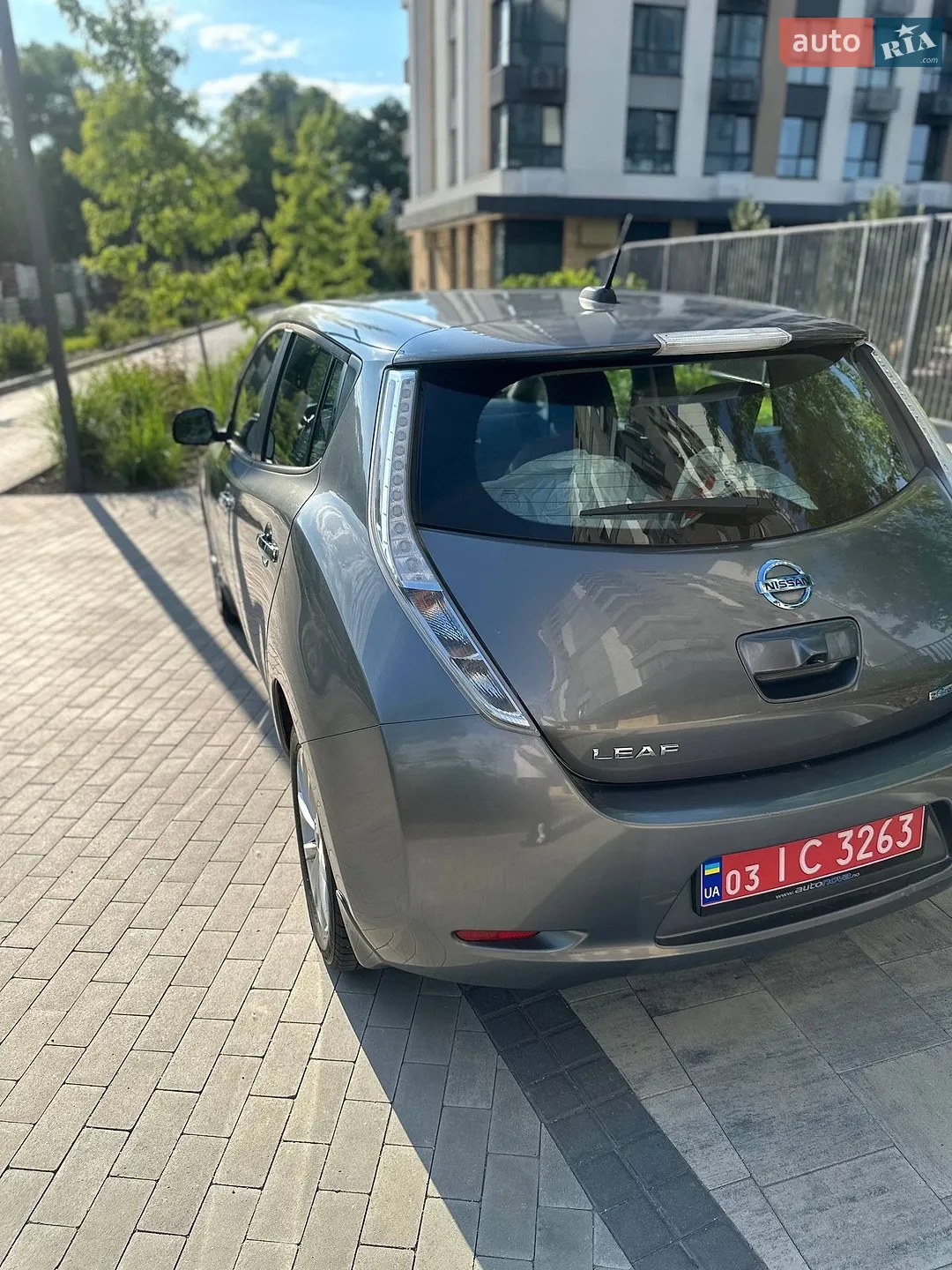 2014 Nissan Leaf - мініатюра 10