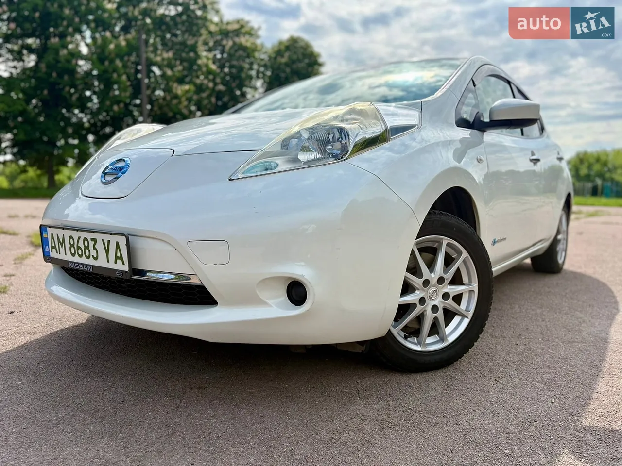 2017 Nissan Leaf - мініатюра 24