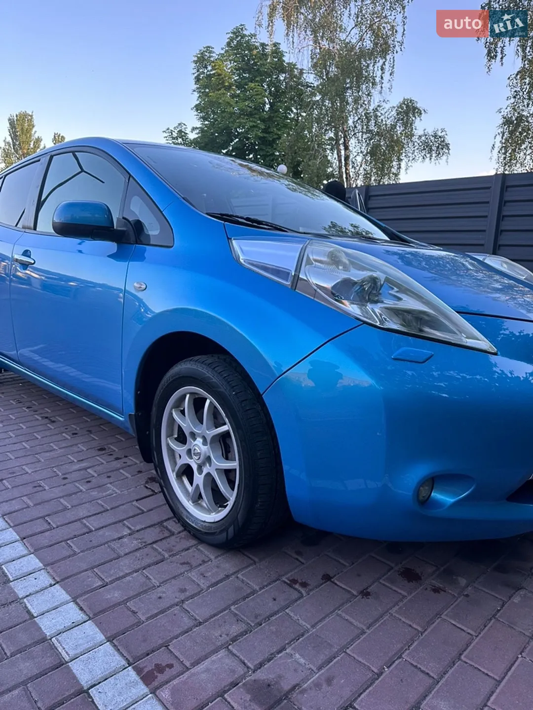 2011 Nissan Leaf - мініатюра 2