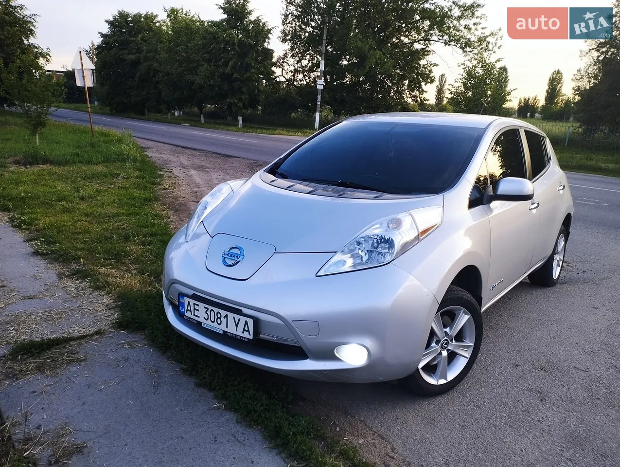 2016 Nissan Leaf - мініатюра 15