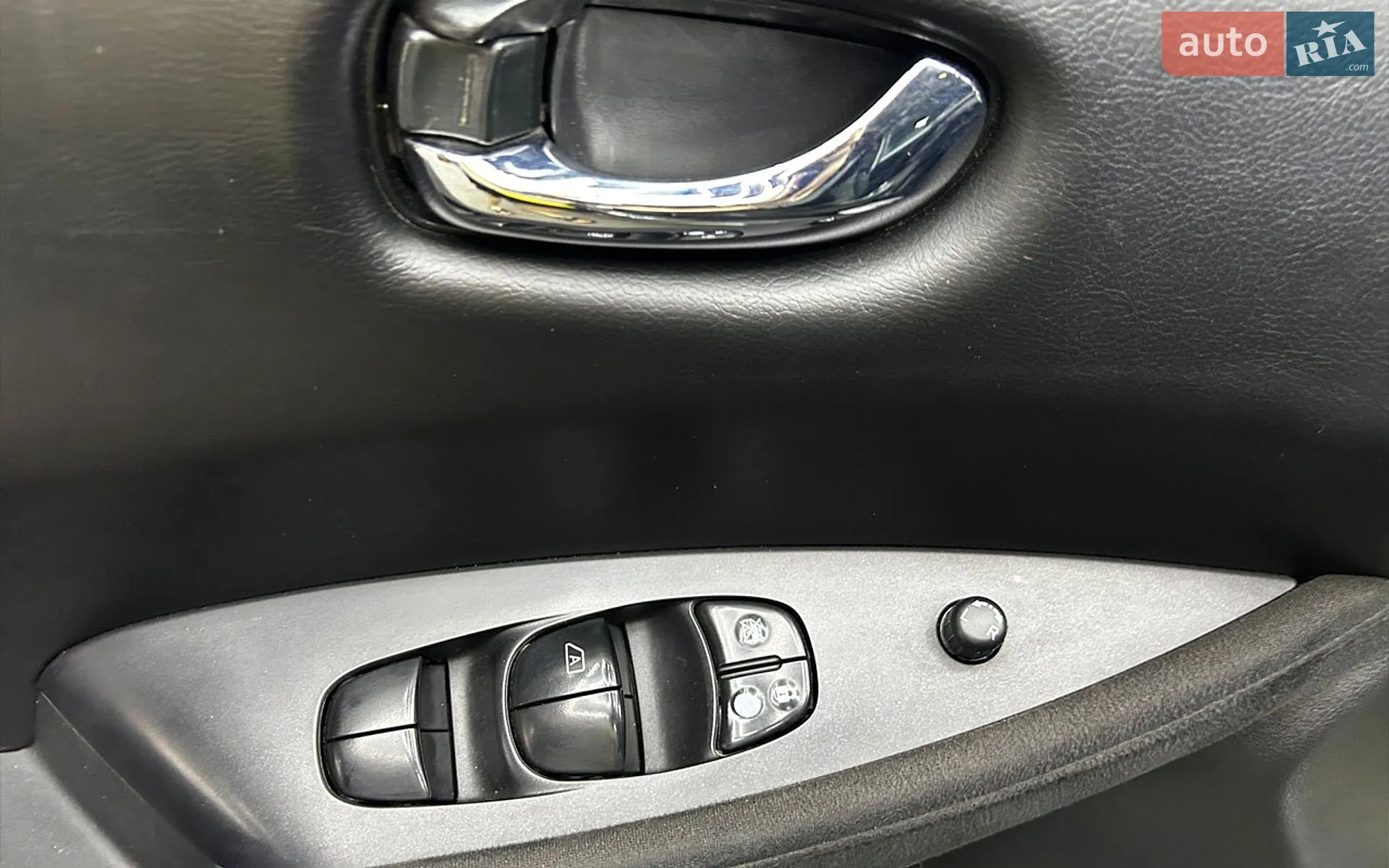 2015 Nissan Leaf - мініатюра 13